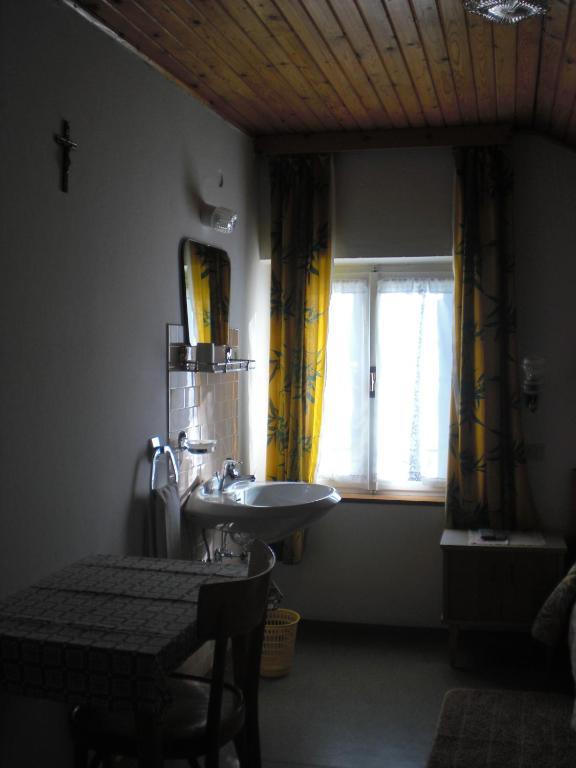B&B Rosalpina Vigo di Fassa Camera foto